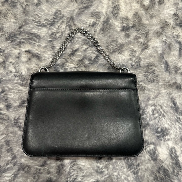 Michael Kors Mott leather Large chain - Picture 2 of 2